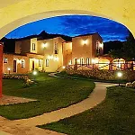 La Corte Rosada Szálloda 3*