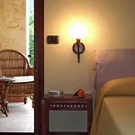 Szálloda La Corte Rosada 3*