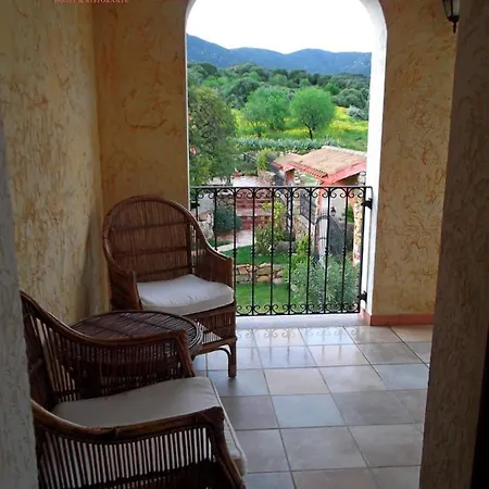 Szálloda La Corte Rosada Villasimius