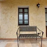 La Corte Rosada Отель