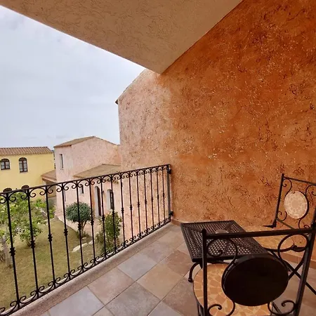 מלון La Corte Rosada 3*