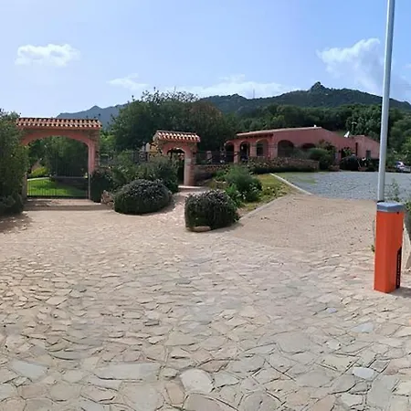 La Corte Rosada Villasimius