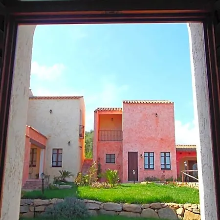 La Corte Rosada 3* Villasimius