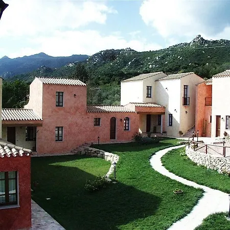 La Corte Rosada 3* וילסימיוס