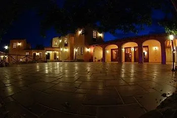 Hotel La Corte Rosada 3*